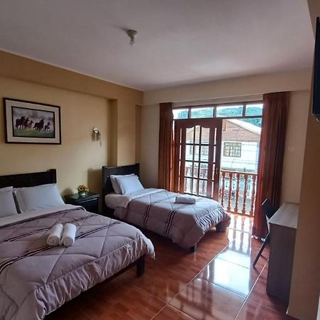 Hospedaje "Los Quetzales De Oxapampa" 外观 照片